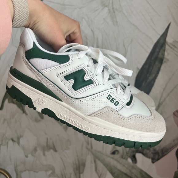 New Balance 550 - White and Green Sneakers - Picture 1 of 7
